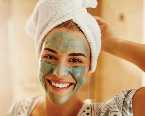 ¿Por qué tenemos la piel grasa? Mejora tu piel cambiando hábitos - TEIA Cosméticos