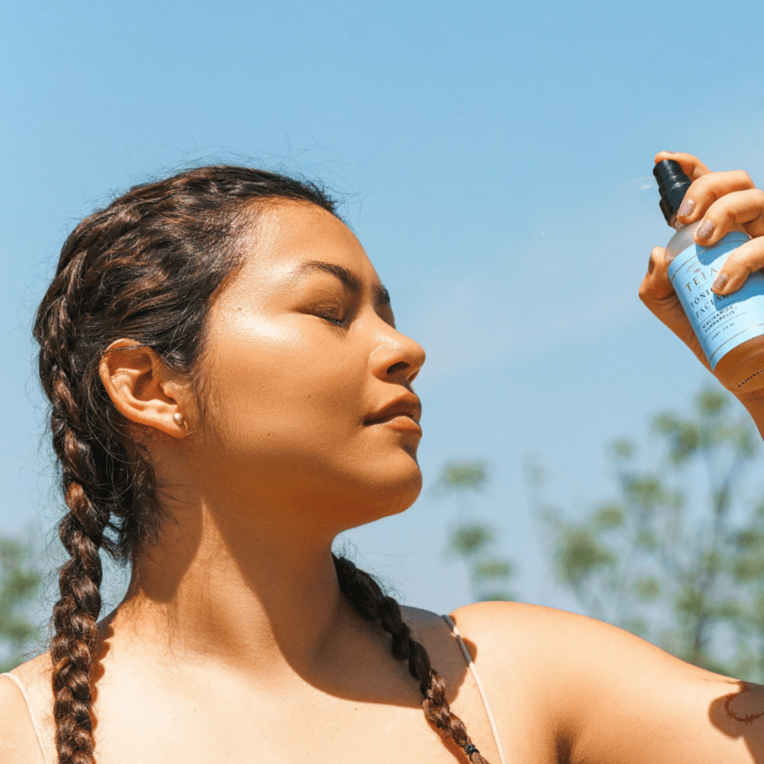 Sprays faciales hidratantes: los mejores para piel seca y cómo integrarlos en tu rutina - TEIA Cosméticos