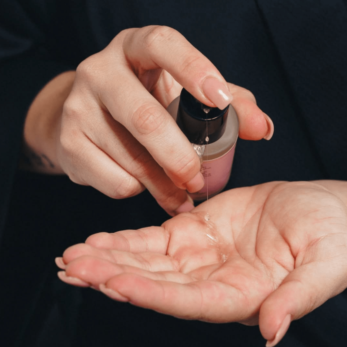 Cómo combinar péptidos y niacinamida en una rutina anti-edad natural (sin irritación) - TEIA Cosméticos