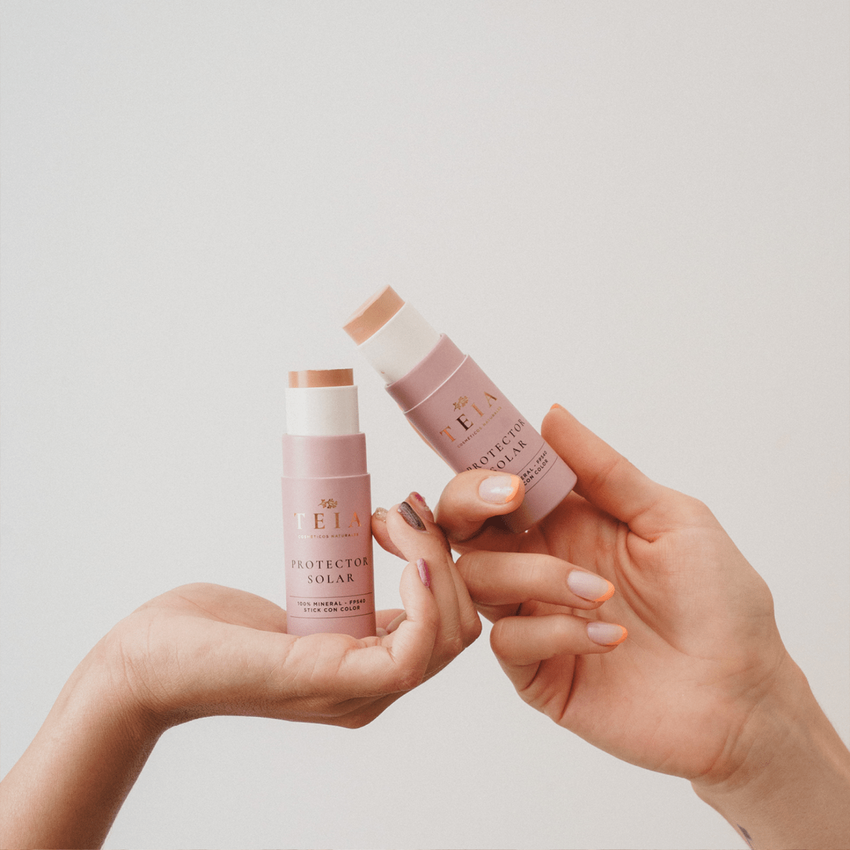 Cómo proteger tu piel del sol usando maquillaje con alta protección UV (paso a paso - TEIA Cosméticos