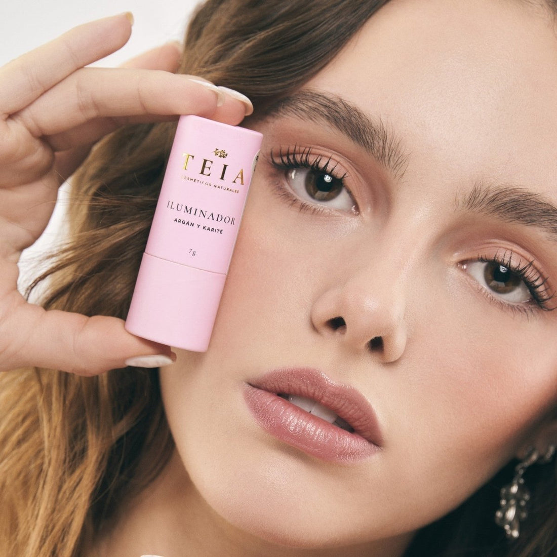 Maquillaje natural para entrevistas de trabajo: tutorial rápido con 3 productos - TEIA Cosméticos