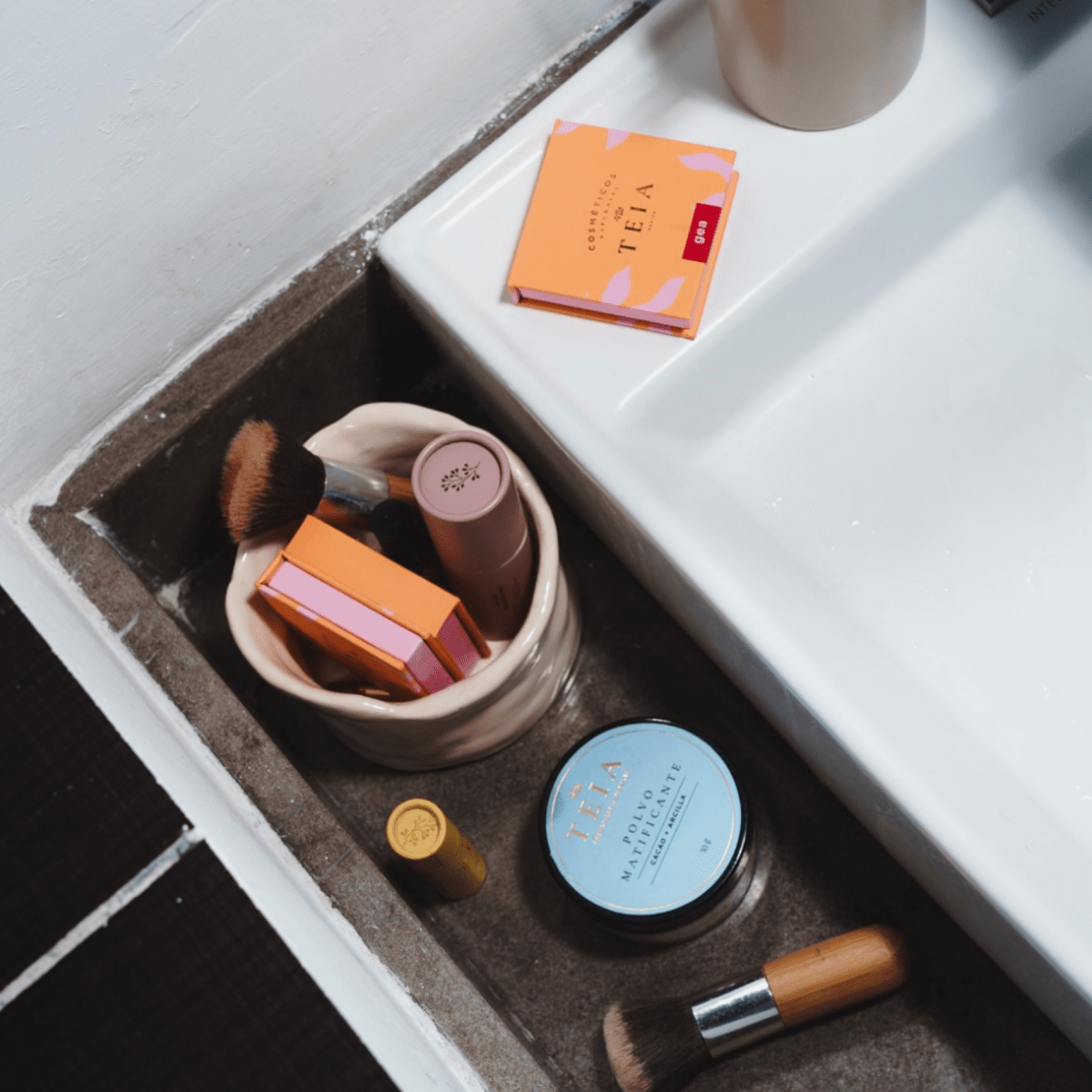 ¿Qué rutina de maquillaje diario usando cosméticos Teia me conviene para piel sensible? Paso a paso (rápida, ligera y sin irritación). - TEIA Cosméticos