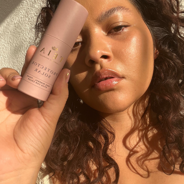 Protector Solar en Barra con Color FPS 40